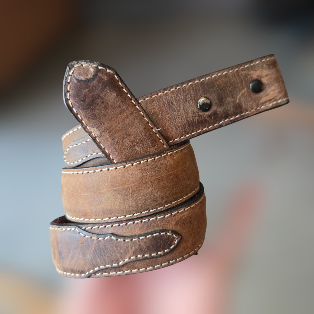 Cavender's Sz 28 Western Belt Brown Genuine Leather Stitched M&F Western Taiwan